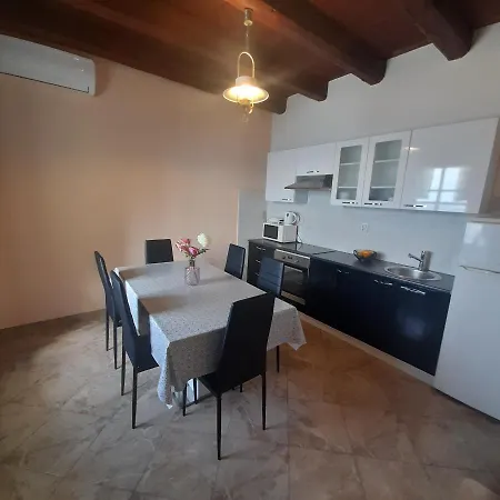 Pearl 2 Apartament
