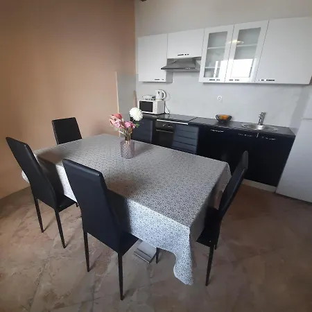 Pearl 2 * Jesenice (Split-Dalmatia)