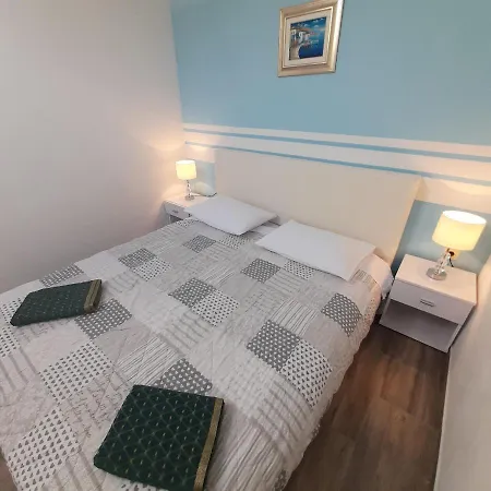 Apartament Pearl 2 *